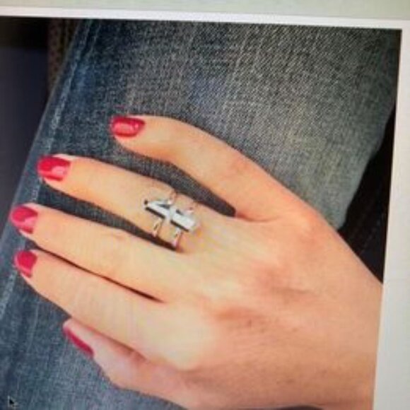 Rebel ring - Picture 2 of 2